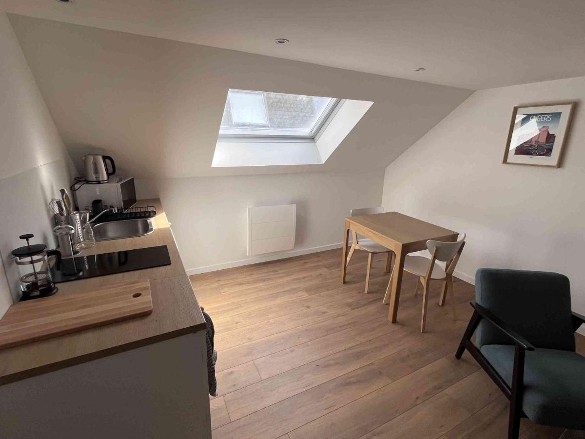 Appartement Studio Crimee Pour Deux Personnes à Angers Extérieur photo