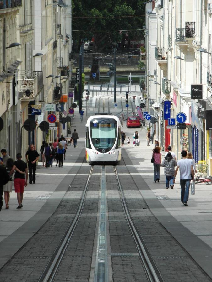 Appartement Studio Crimee Pour Deux Personnes à Angers Extérieur photo